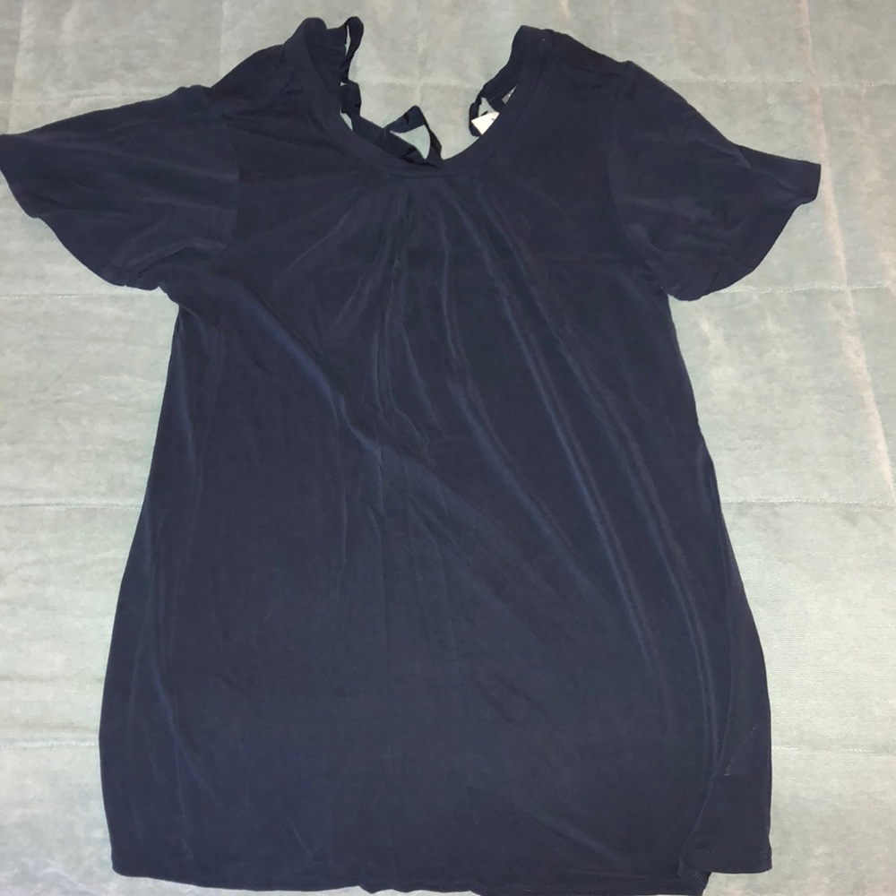 A Pea in the Pod maternity top